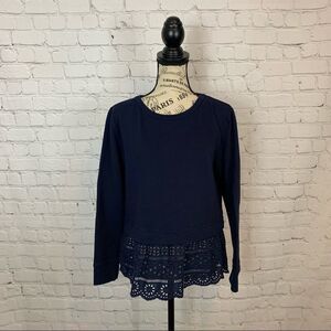 J Crew L1500 Woman's Size  XS Feminine White Eyelet Hem Sweatshirt